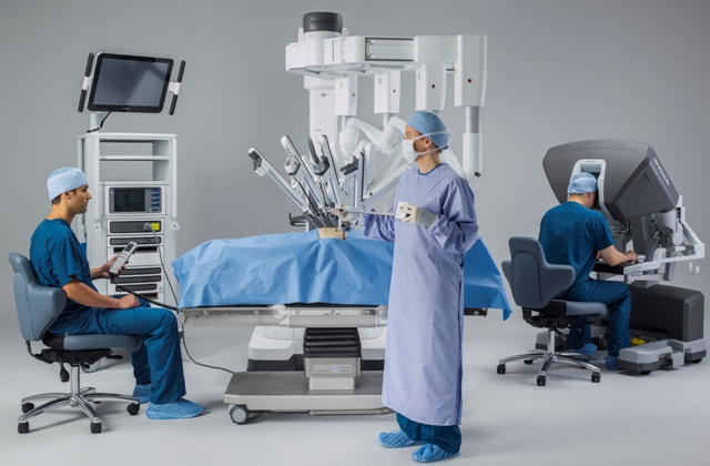 2018年4月1日から、ダビンチ（手術支援ロボット）手術による 僧帽弁形成術・三尖弁形成術が保険適用になりました。